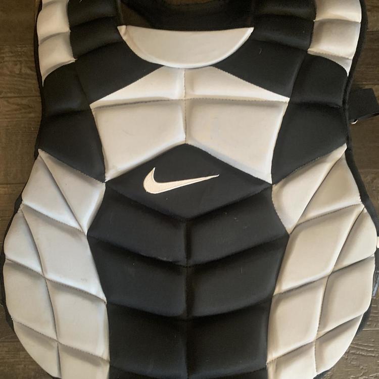 nike catchers chest protector