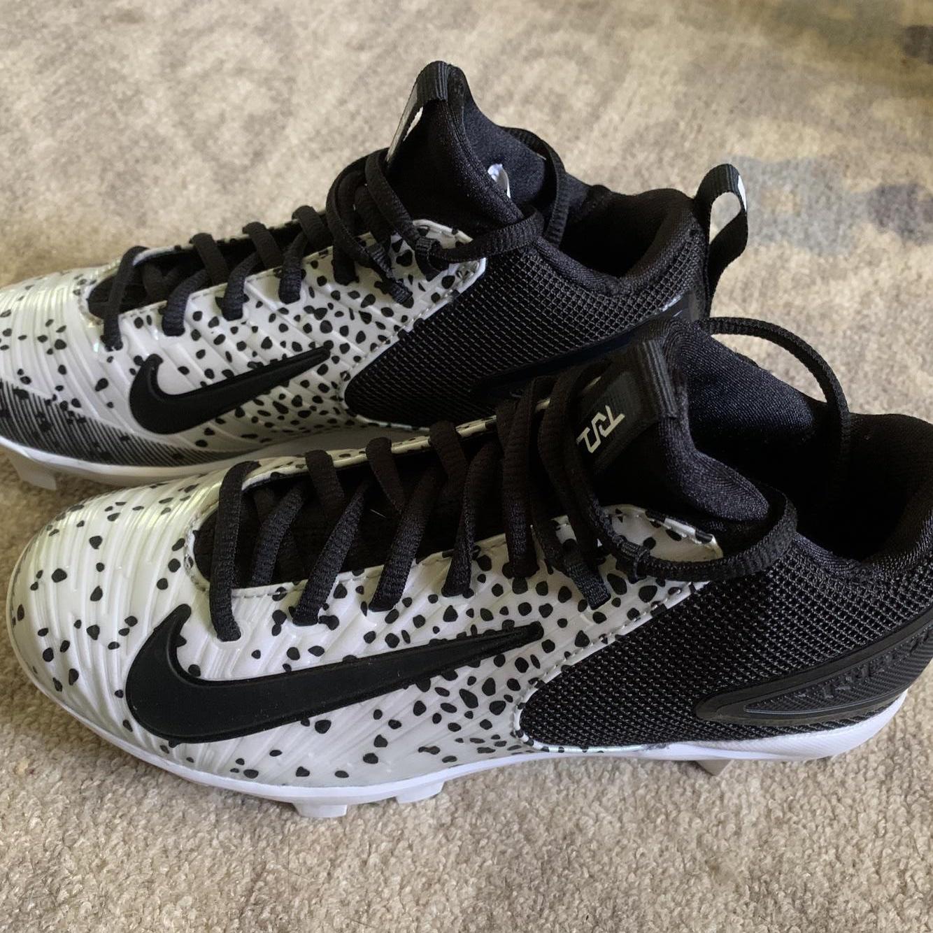 nike trout cleats youth