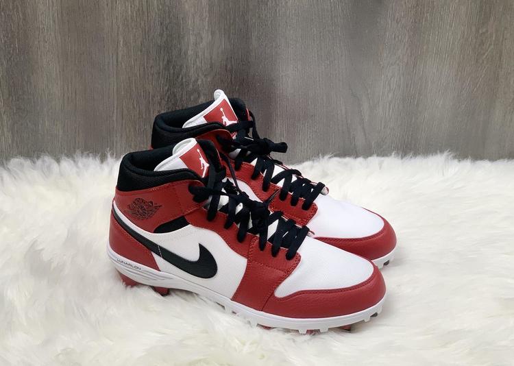 Nike Men s Football Cleats for sale eBay Nike Men s Football Cleats for sale eBay
