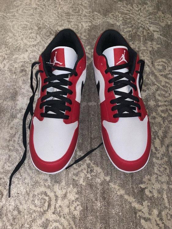 Nike Air Jordan 1 Mid Chicago Eu 36 5 Us 4 5Y Nike Air Jordan 1 Mid Chicago Eu 36 5 Us 4 5Y
