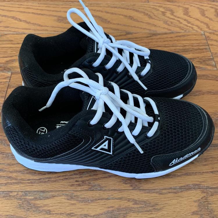 New Balance FuelCell Echo Heritage Women s Running Shoe in Black New Balance FuelCell Echo Heritage Women s Running Shoe in Black