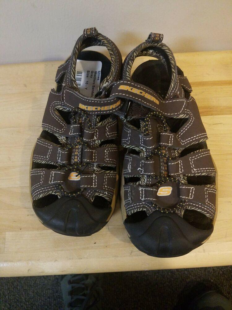 youth sandals