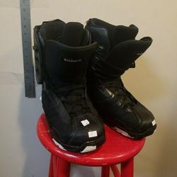 sims omen snowboard boots