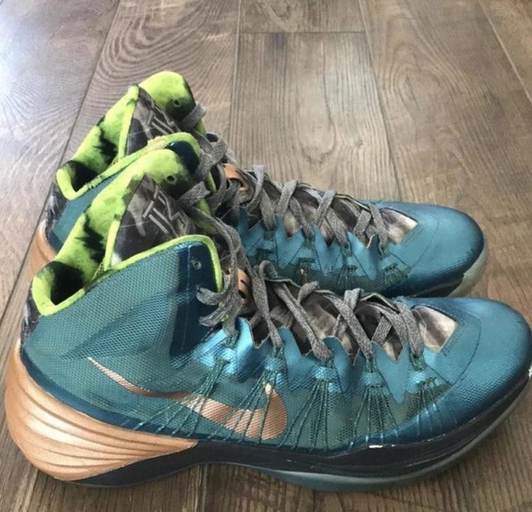 Amazon com Nike Men s Hyperdunk X Team Basketball Shoe Basketball Amazon com Nike Men s Hyperdunk X Team Basketball Shoe Basketball