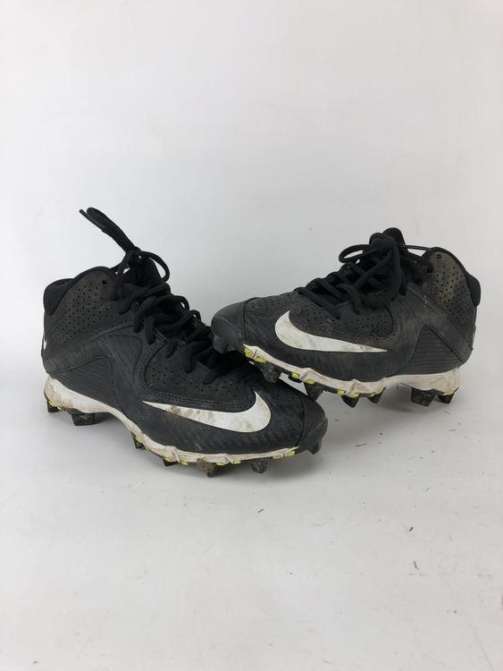 baseball & softball cleats