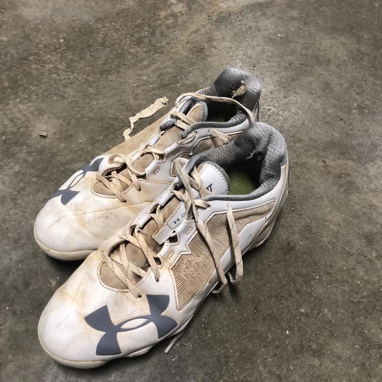 under armour deception shoes