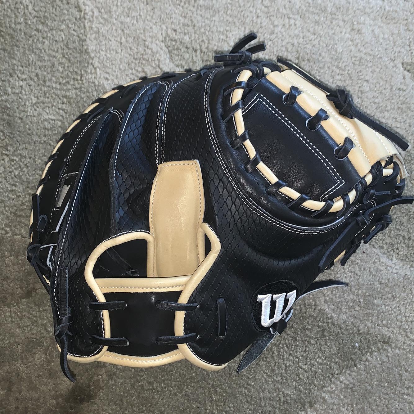 New Catcher's A200 SA34 34" Baseball Glove SidelineSwap