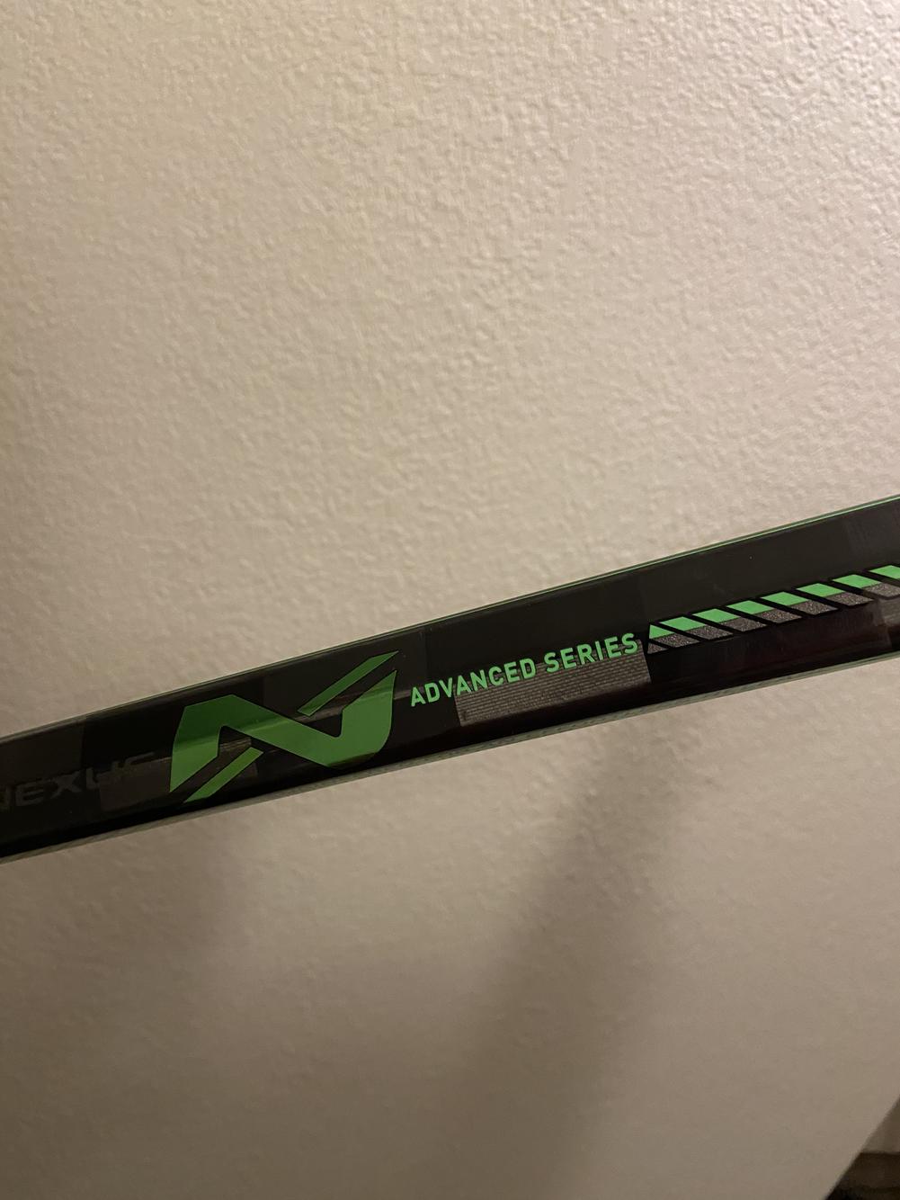 New Bauer Nexus ADV RH Right Handed Hockey Stick Hole In Blade 77 Flex
