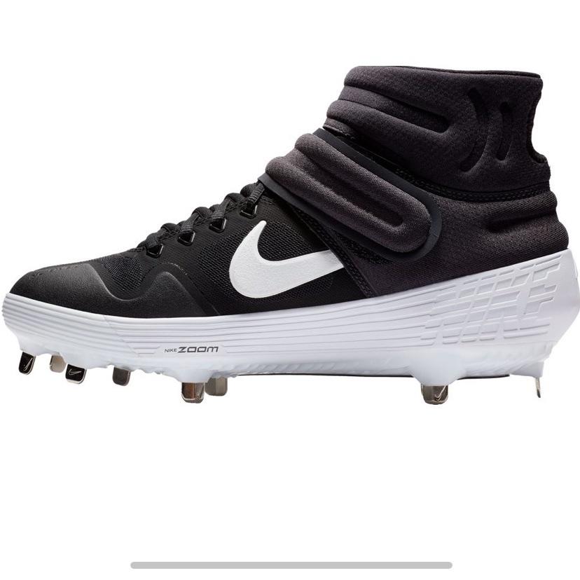 baseball cleats size 8.5