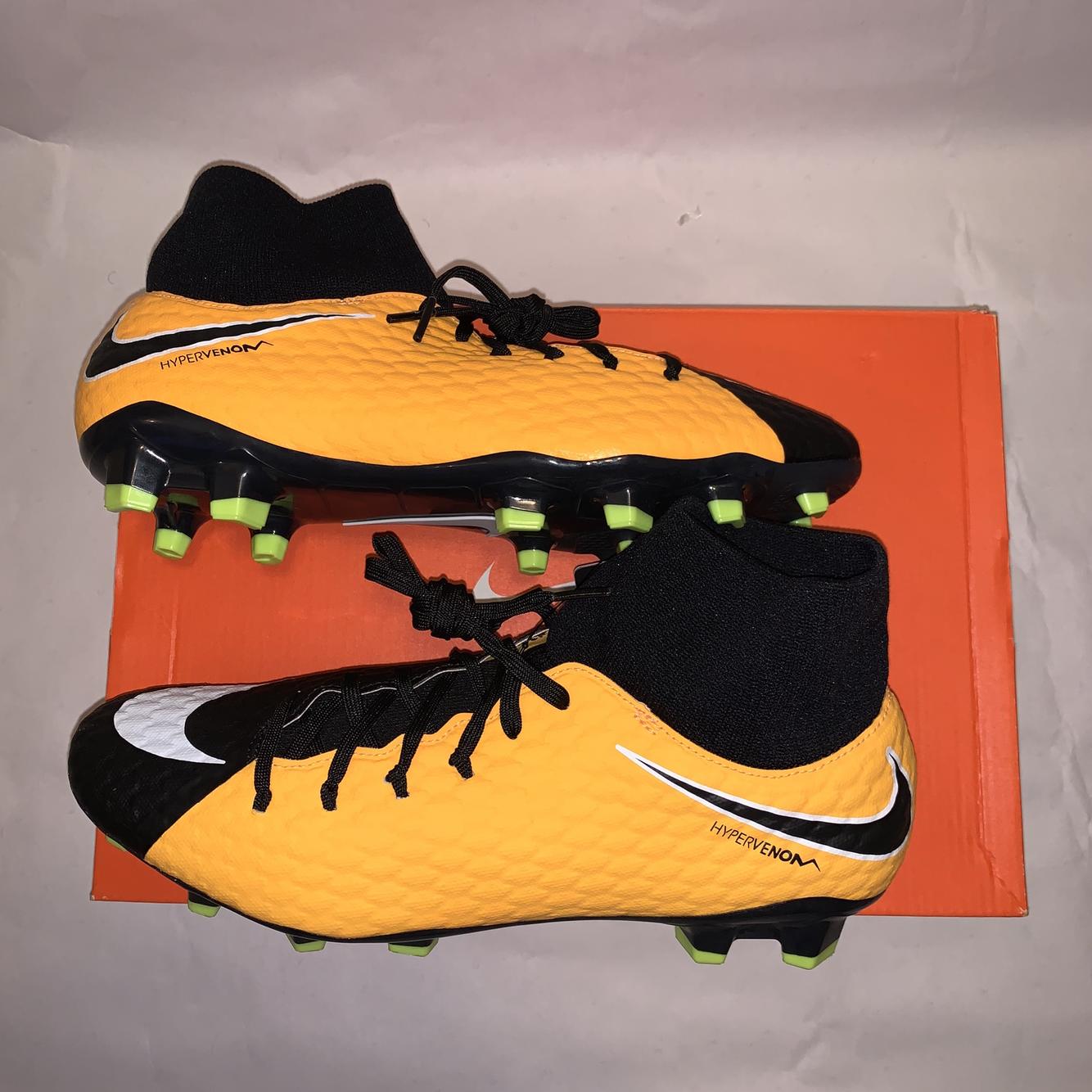 size 12 soccer cleats