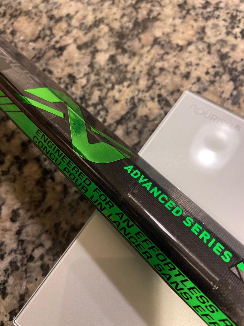 New Bauer Nexus ADV RH Right Handed Hockey Stick Hole In Blade 77 Flex