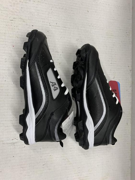 a4 baseball cleats