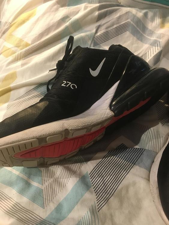 air max 270s