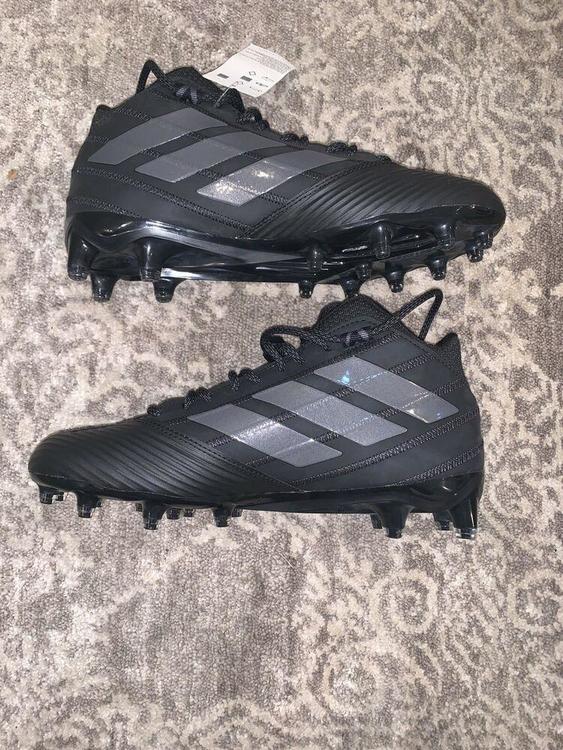 football cleats 7.5