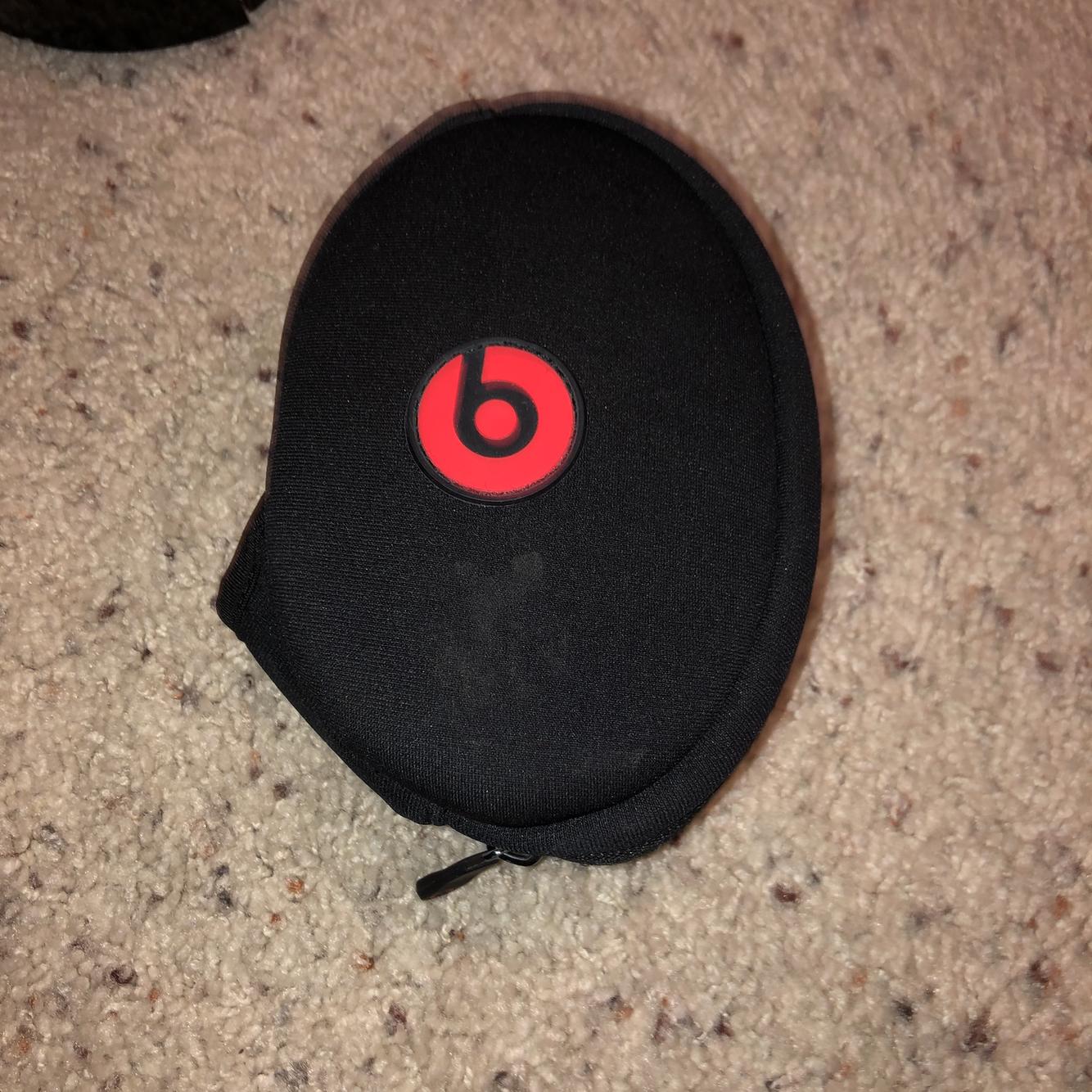 Used Beats Headphones SidelineSwap