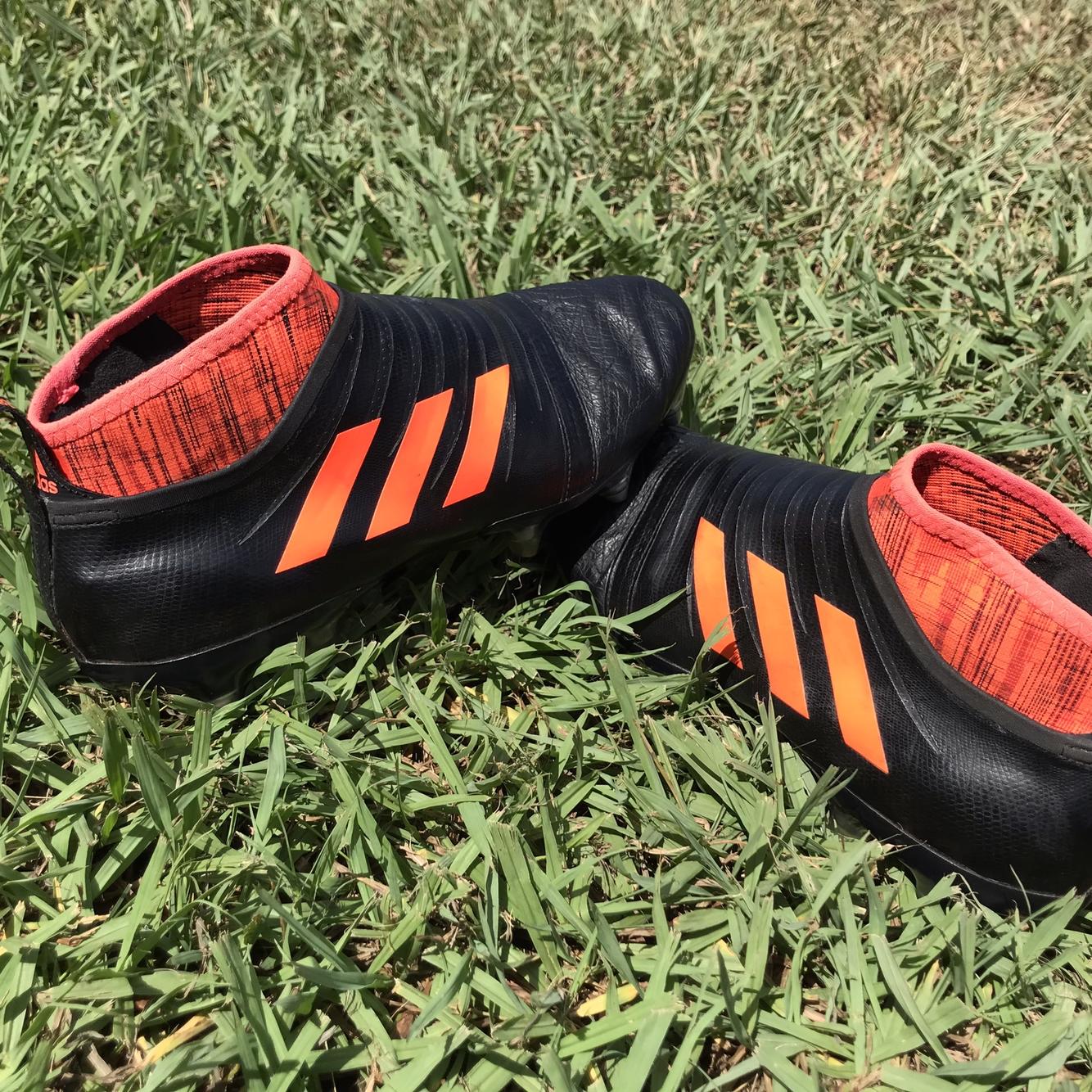 glitch cleats