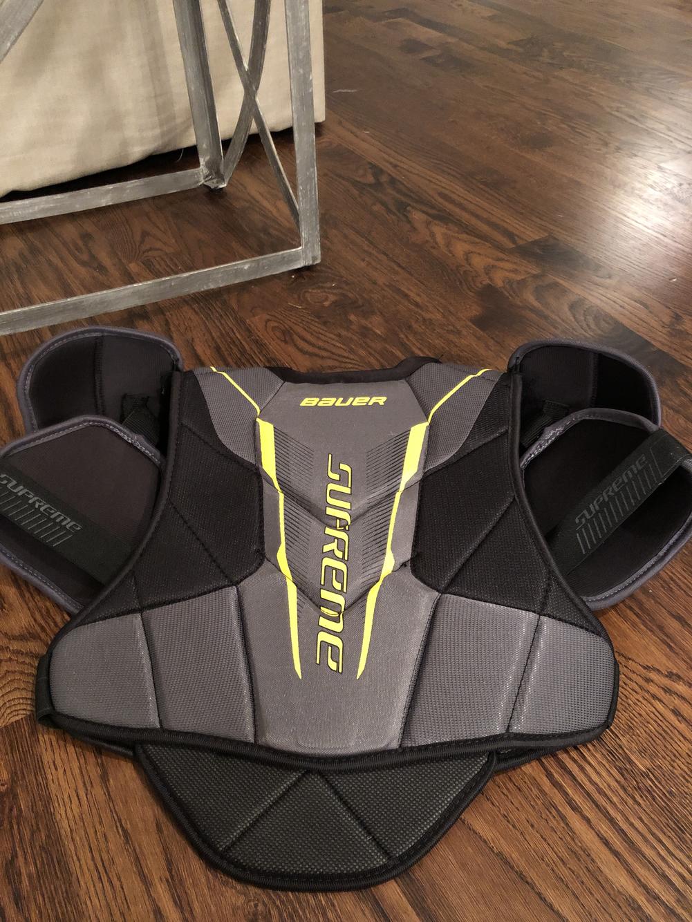 New Senior Extra Large Bauer Supreme s150 Shoulder Pads SidelineSwap