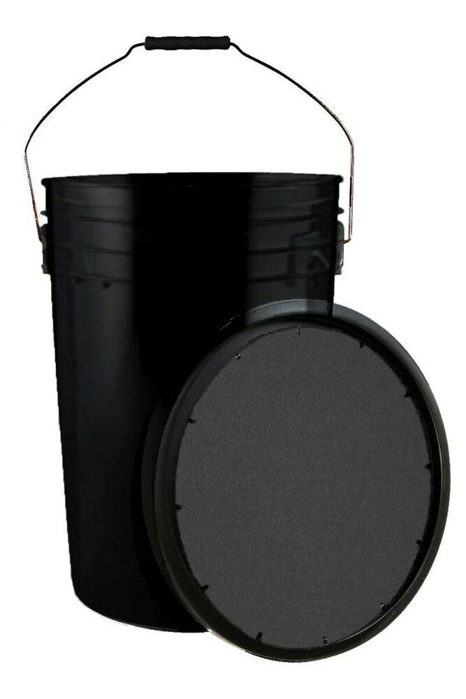 Champion Sports 6Gallon Baseball / Softball Bucket with Padded Seat