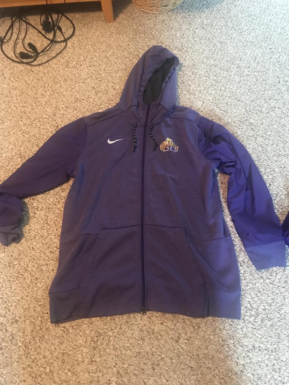 nike travel jacket