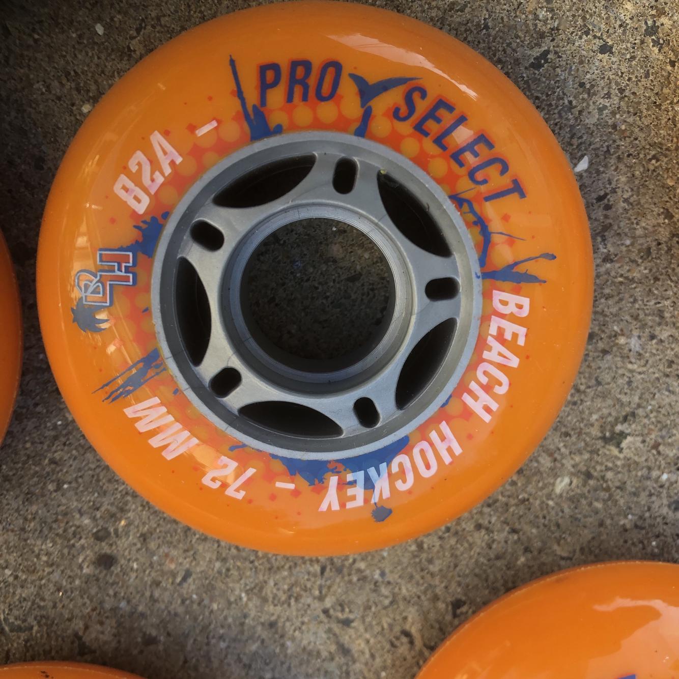 New Wheels Skates Rollerblade SidelineSwap