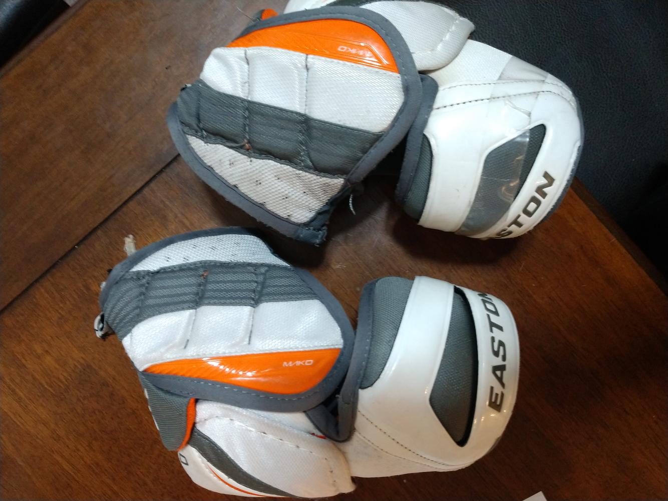 Youth Used Large Easton Mako Elbow Pads SidelineSwap