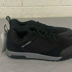 evolv rebel approach shoe