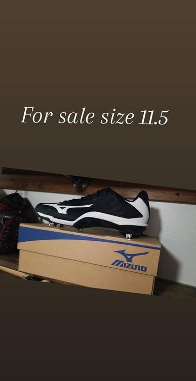 mizuno baseball cleats