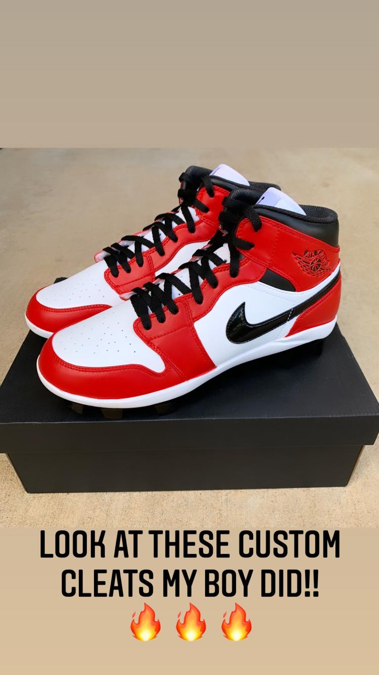 boys jordan baseball cleats