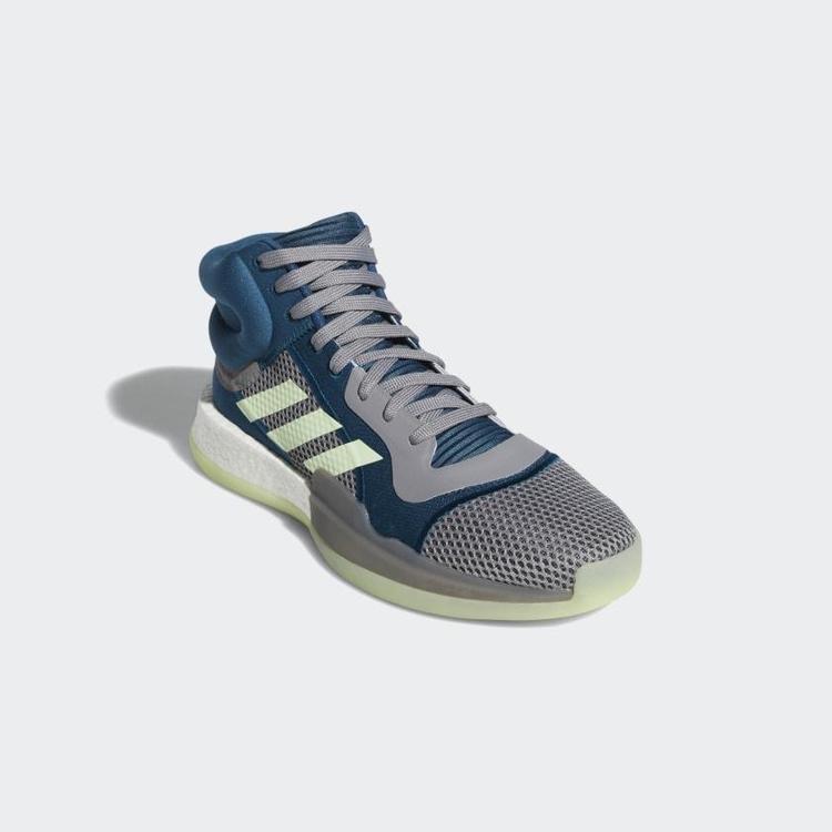 boost basketball shoes