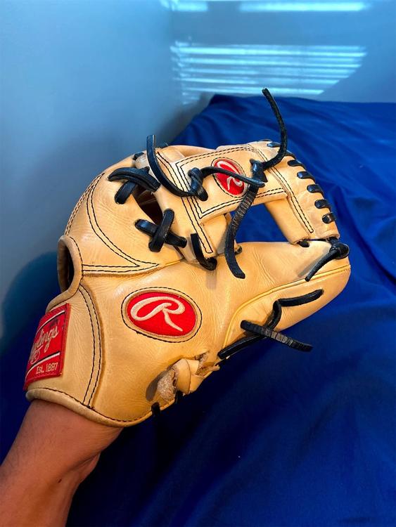 high school baseball gloves