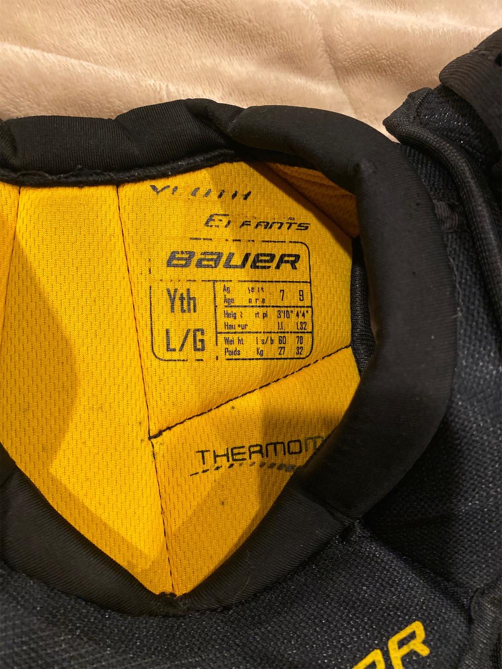 Youth Large Bauer MX3 Shoulder Pads SidelineSwap