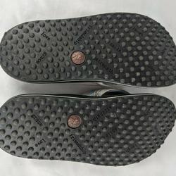 privo flip flops penny