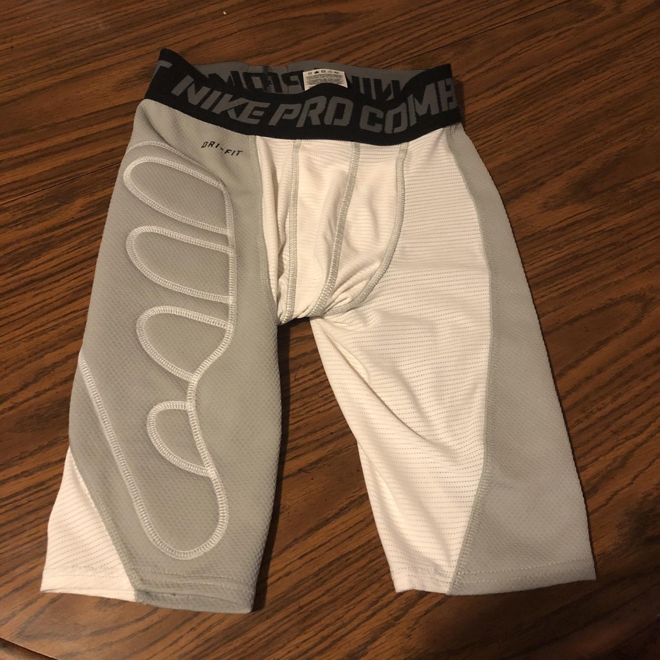 nike compression shorts with cup pocket