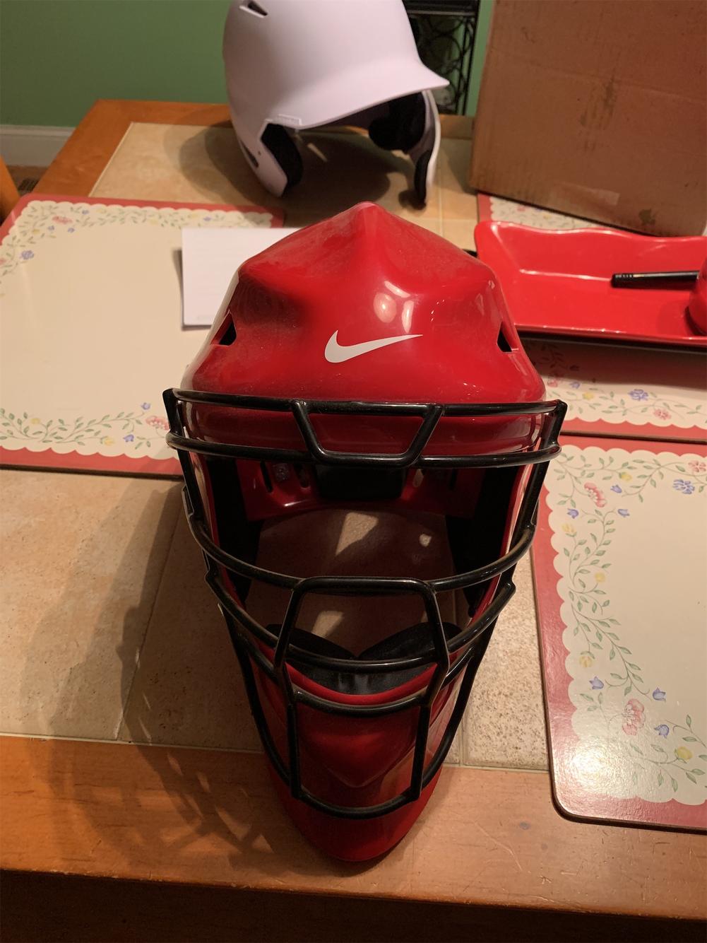 Adult Nike Catcher's Mask SidelineSwap