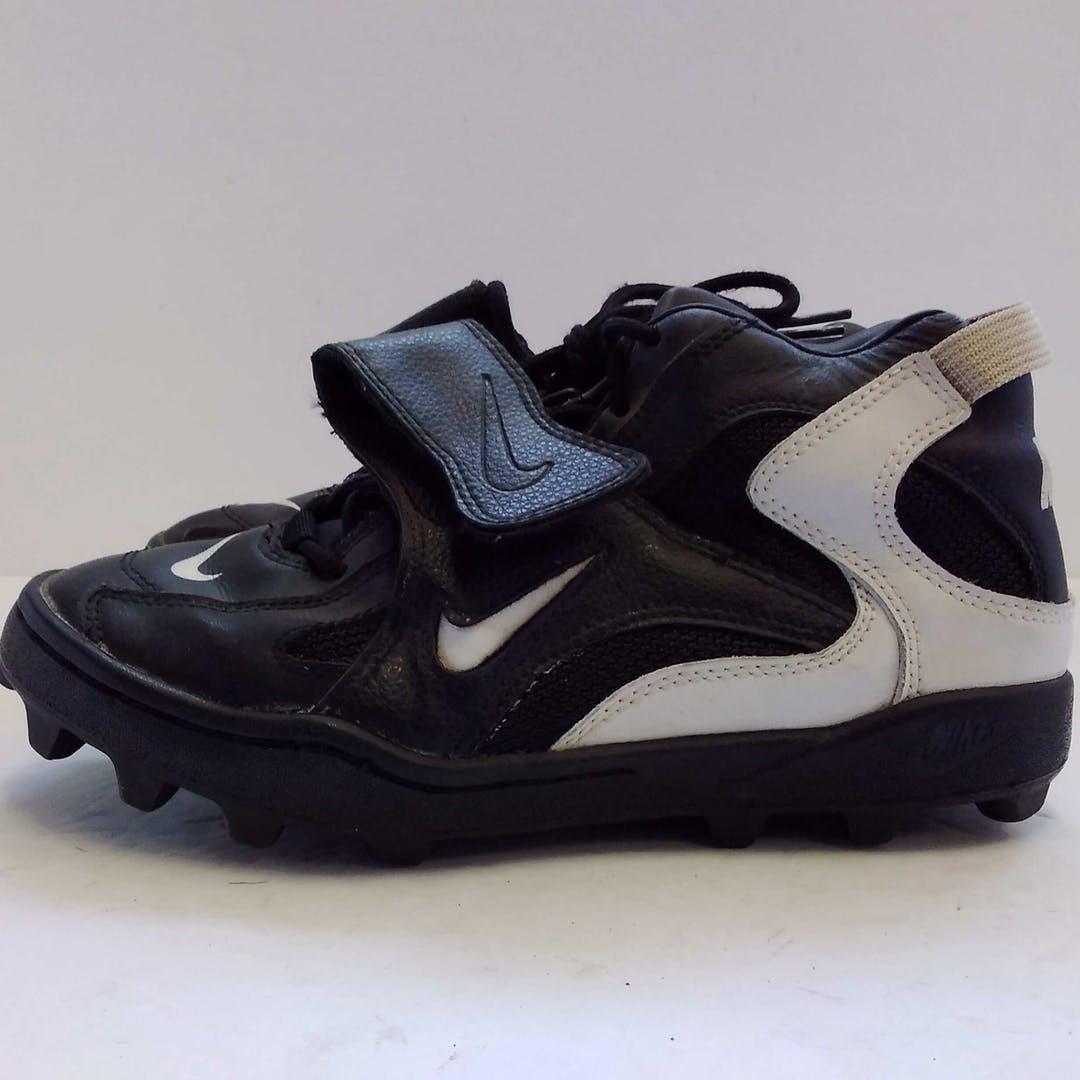 nike shark cleats 1990