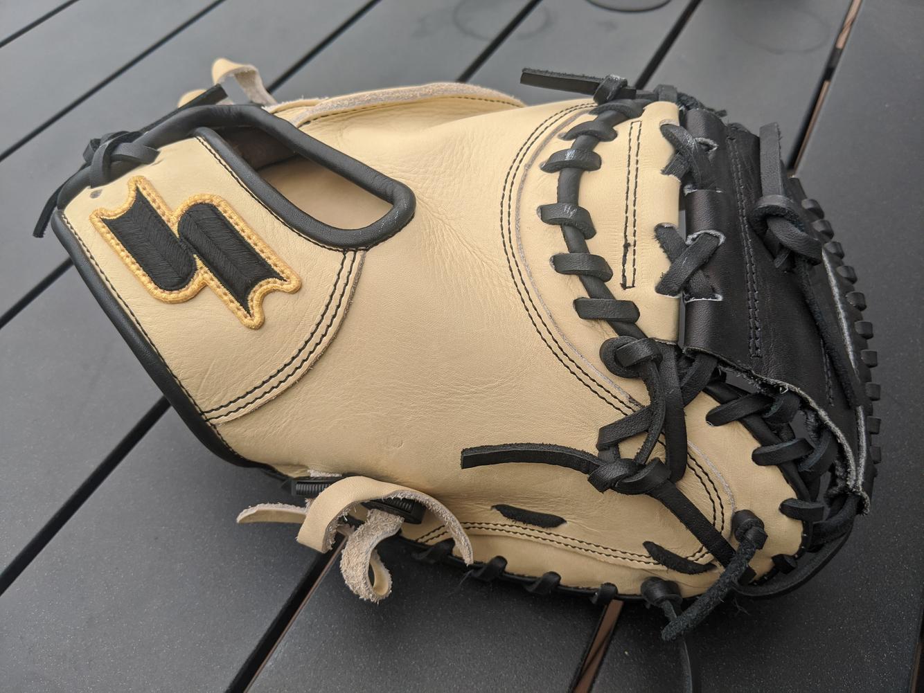 SSK Black Line Catcher's Glove Mitt 33.5" Mint SidelineSwap