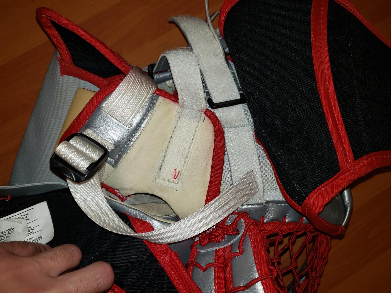 Boddam Goalie Glove Canadian Made Double T, skate lace pocket