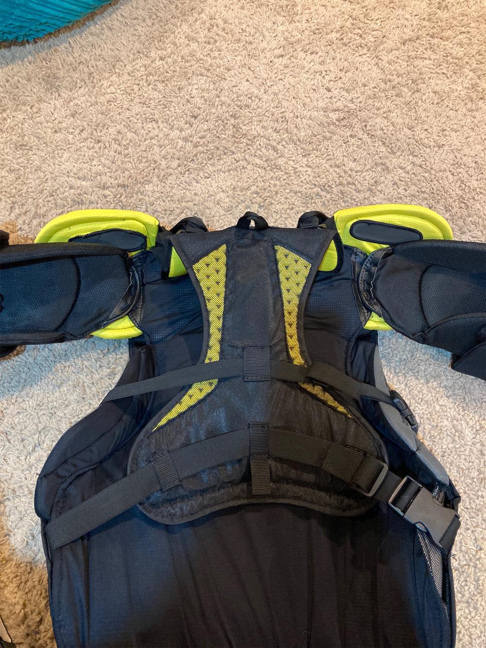 Senior XL Bauer 2S Pro Pro Stock Goalie Chest Protector SidelineSwap