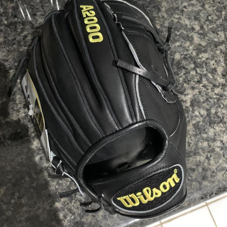 Wilson Black New Infield A2000 12" Glove Baseball Gloves & Mitts