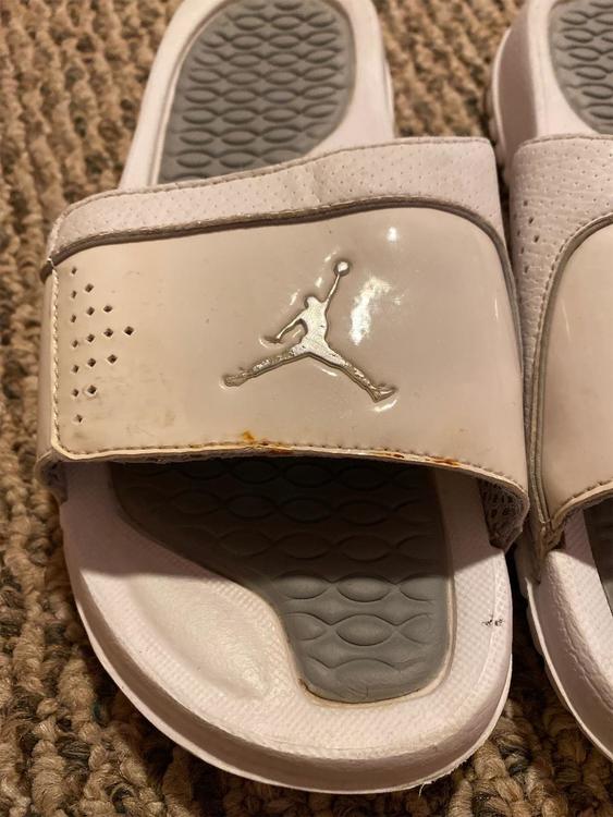 womens jordan sandals