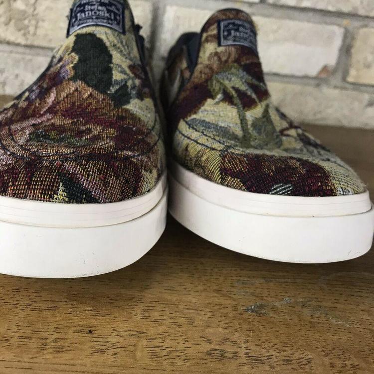 grandma's couch janoski
