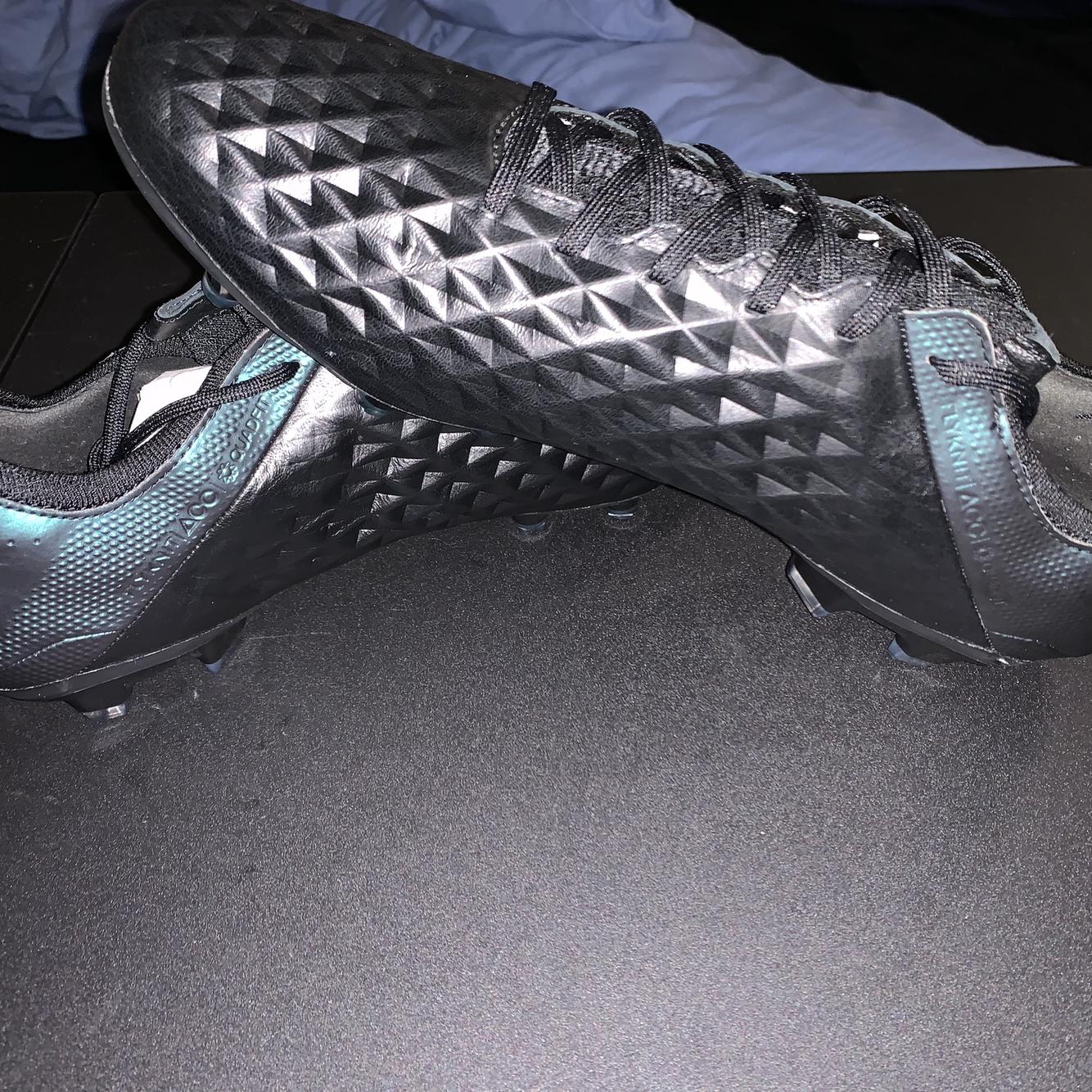 nike tiempo legend size 11.5