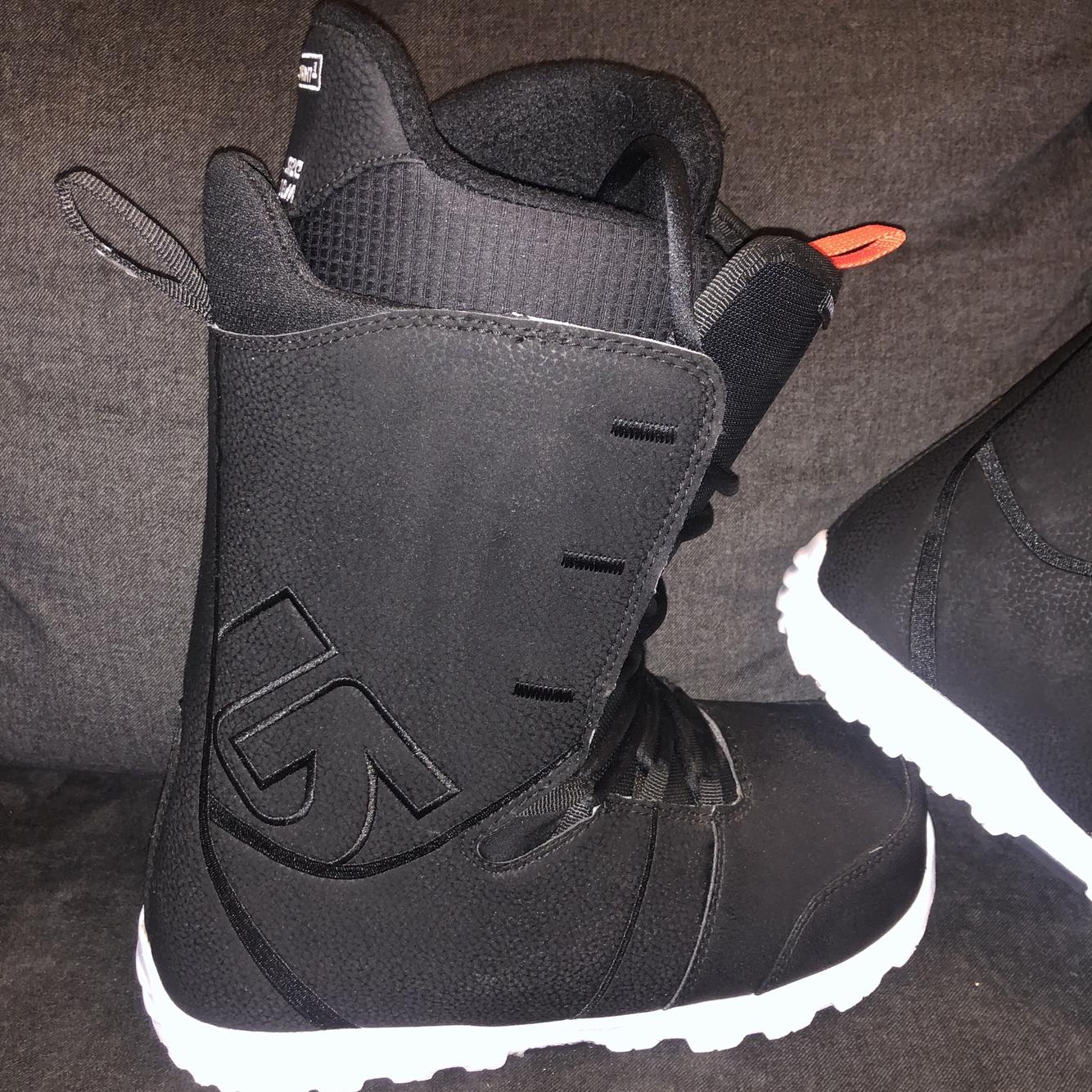 burton transfer snowboard boots