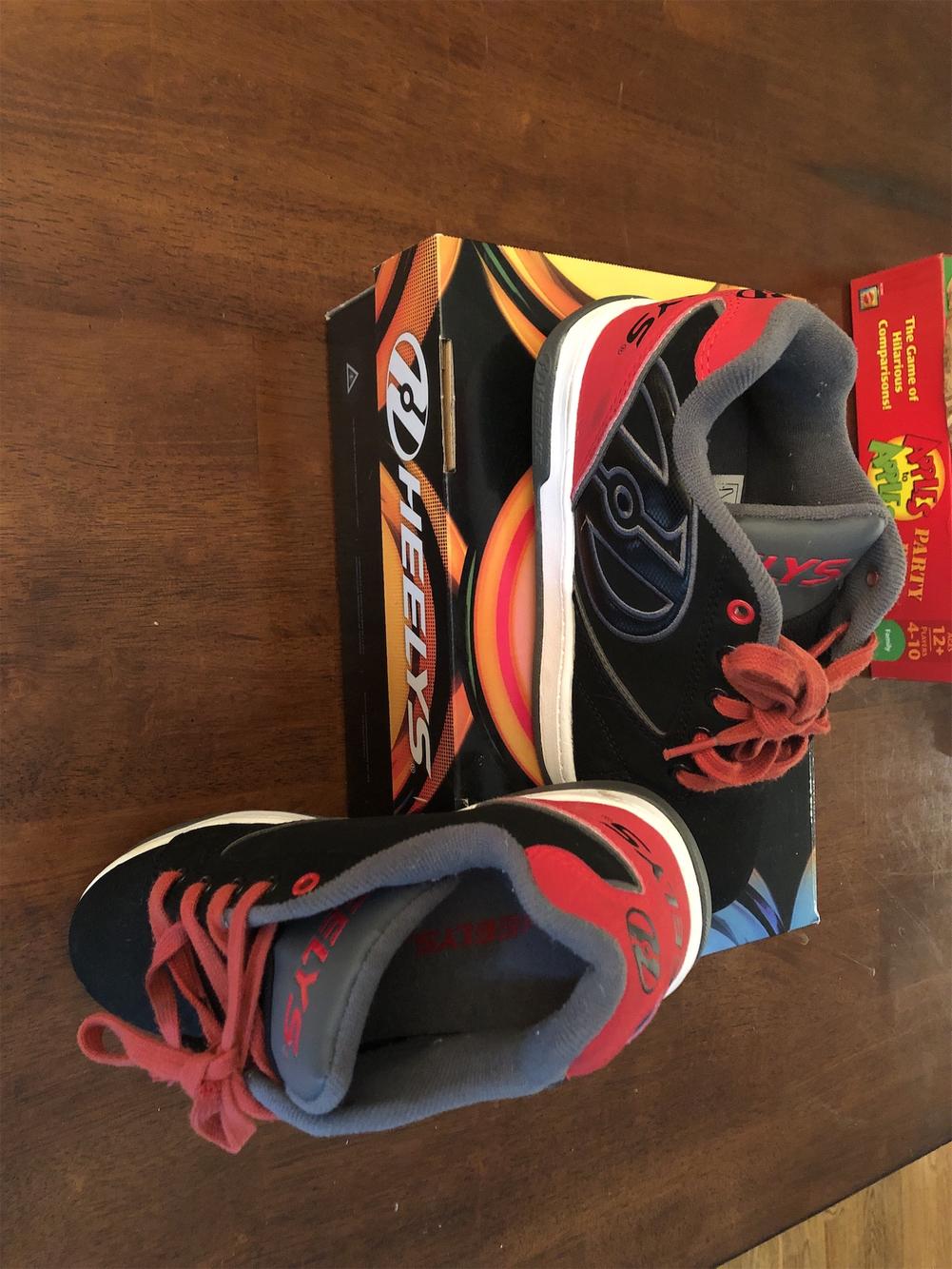kids heelys size 10