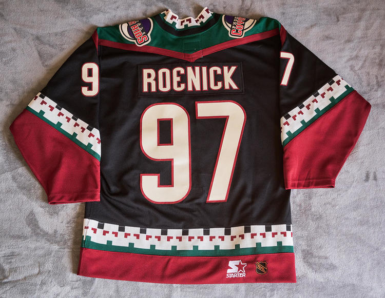 jeremy roenick coyotes jersey