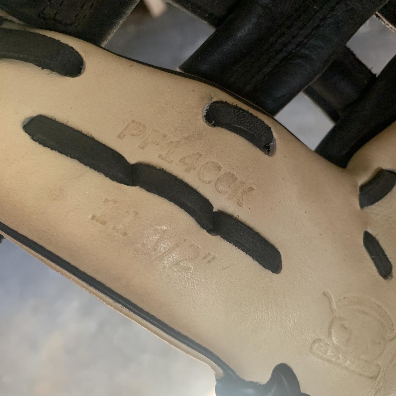 Louisville Slugger Pro Flare 11.5 Infield Glove SidelineSwap