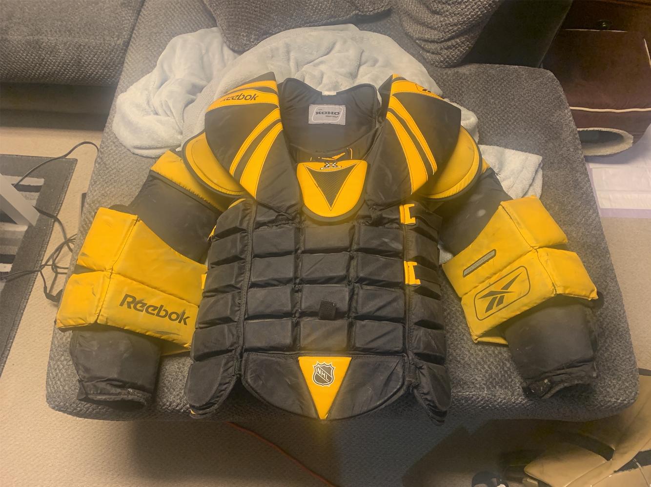 Senior XL Koho Goalie Chest Protector SidelineSwap