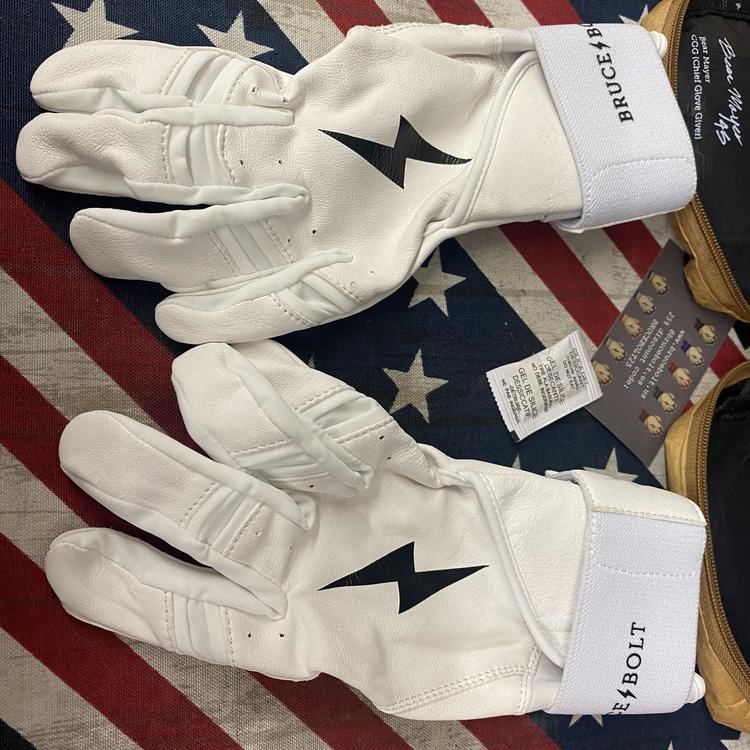 White New Small Bruce+Bolt Premium Long Cuff C153502 Baseball