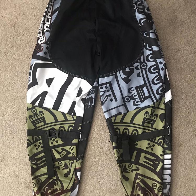 Rink Rat RR Pro V2 Roller Pants Large Inline, Roller & Street Hockey Inline Pants