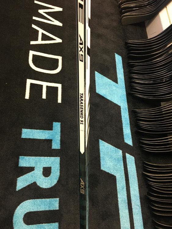 vladimir tarasenko stick